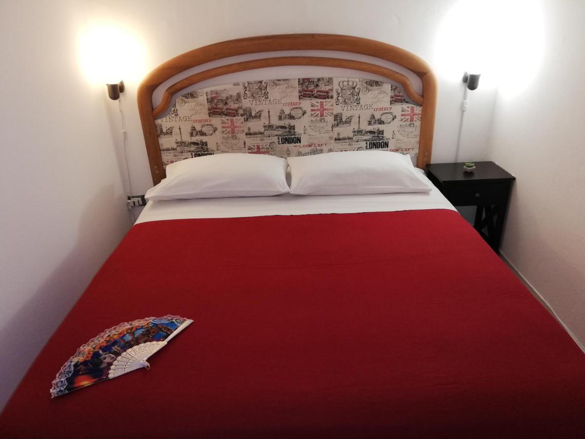 Il Posto Giusto Station Rooms Palermo Exterior foto
